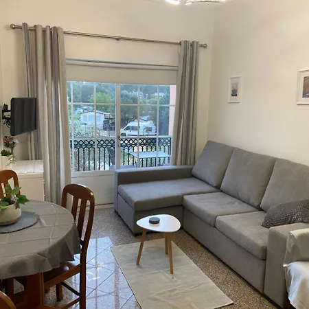 T1 Casa Aisling Апартаменты *